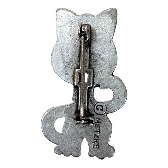 Vintage Metzke Pewter Cat Pin Brooch Kitten Kitty Anthropomorphic Sexy Pose Gift - Picture 2 of 5